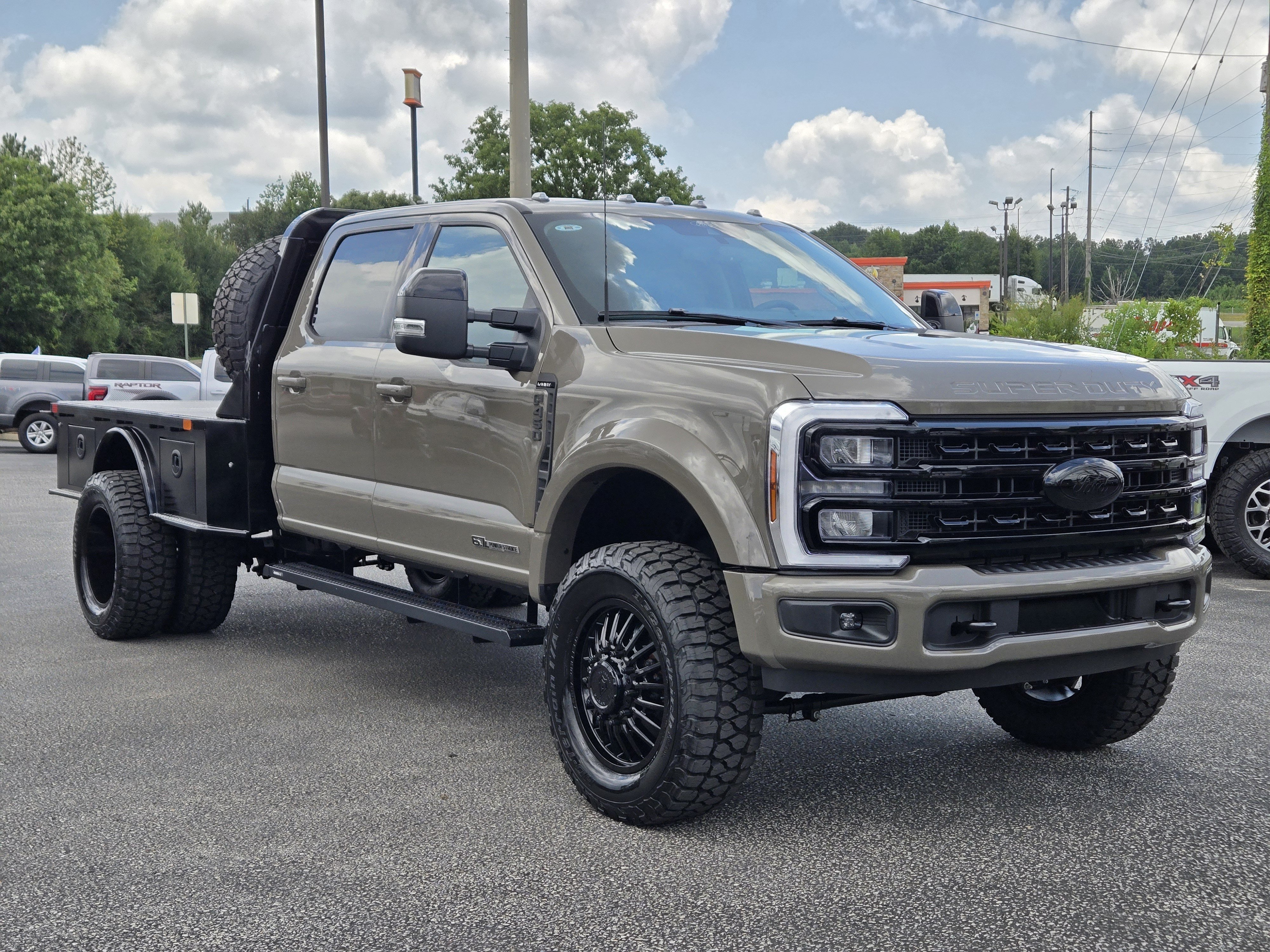 New 2026 Marsh Gray FORD F-450® LARIAT® image 8