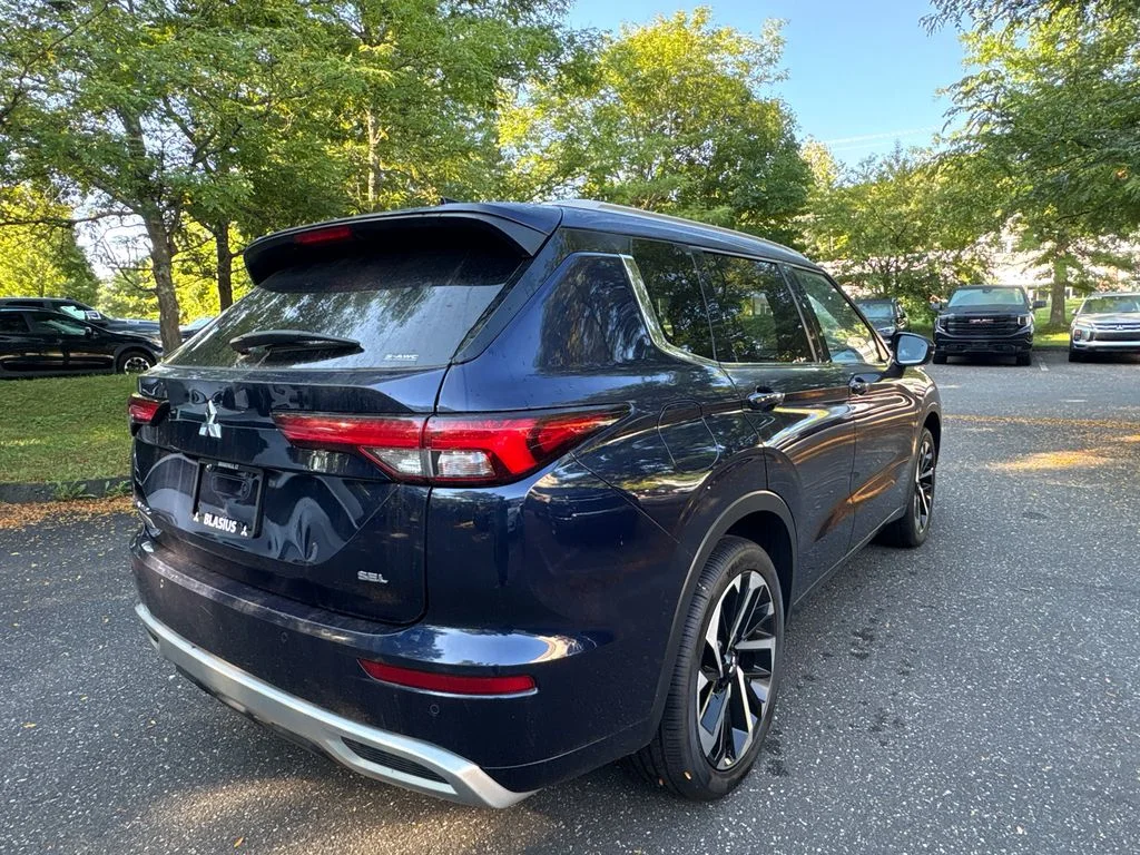 Certified Used 2024 Blue Mitsubishi SEL image 8