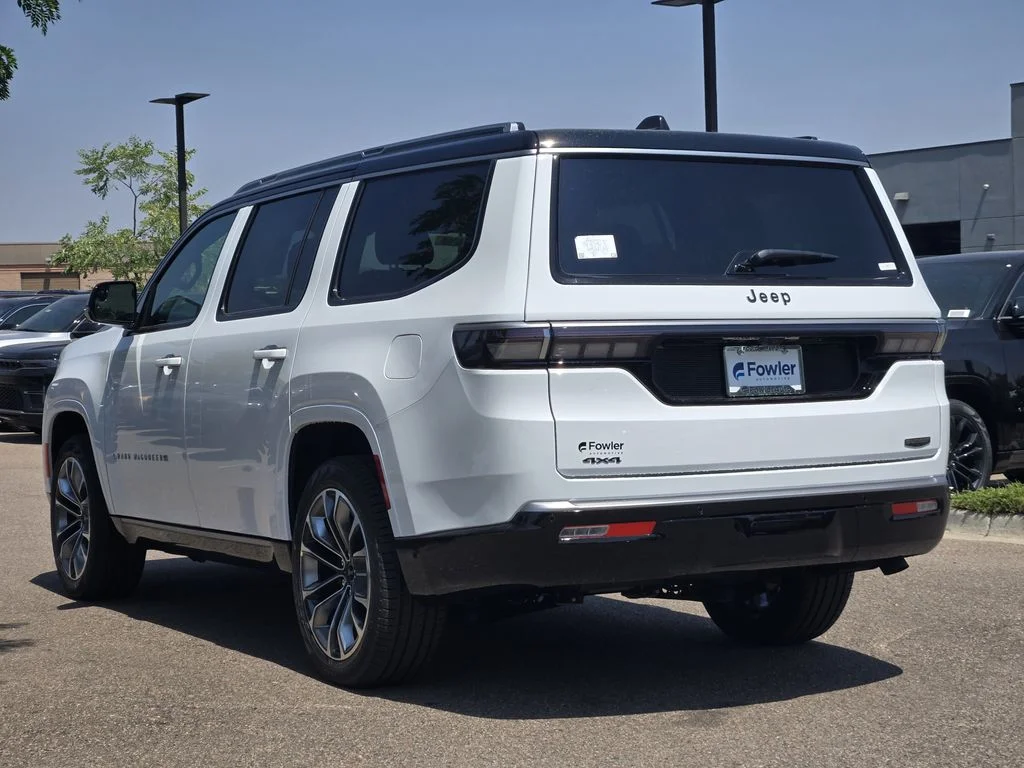 New 2026 Bright White Clearcoat Jeep Summit Reserve image 5