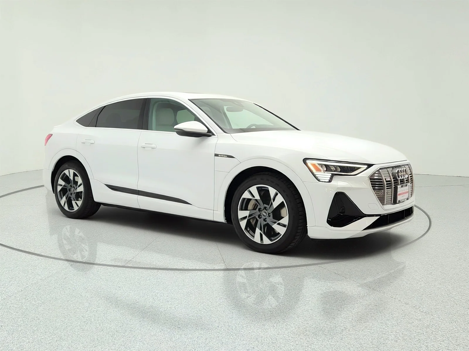 Used 2022 Glacier White Metallic Audi S line Premium quattro image 3