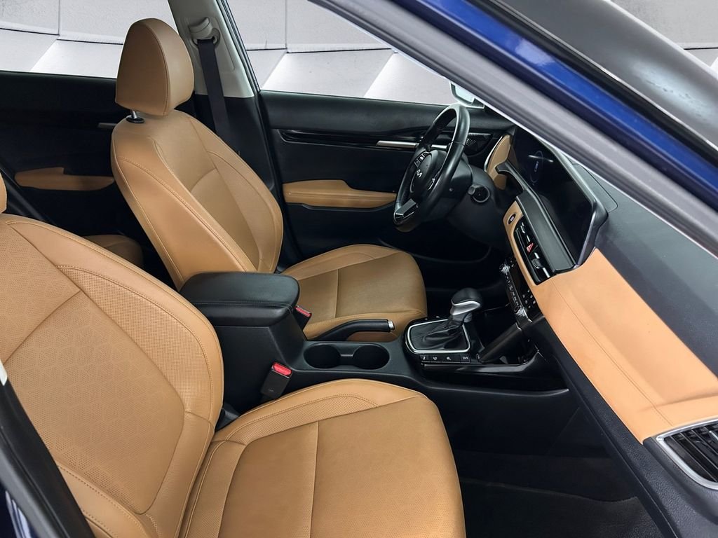 Used 2025 Blue Kia EX image 13