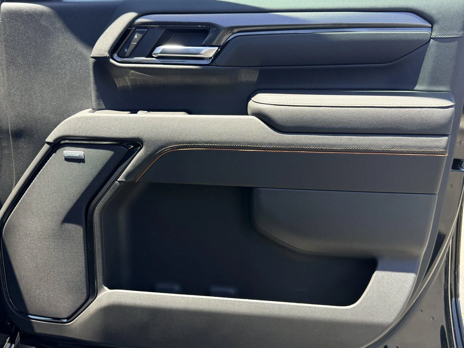 New 2026 Onyx Black GMC AT4 image 9