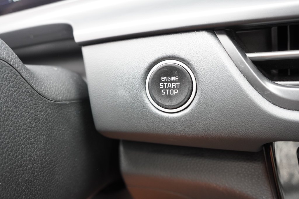 Used 2024 Gravity Gray Kia EX image 31