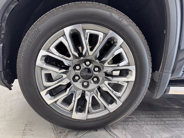 Used 2023 Titanium Rush Metallic GMC Denali Ultimate image 10