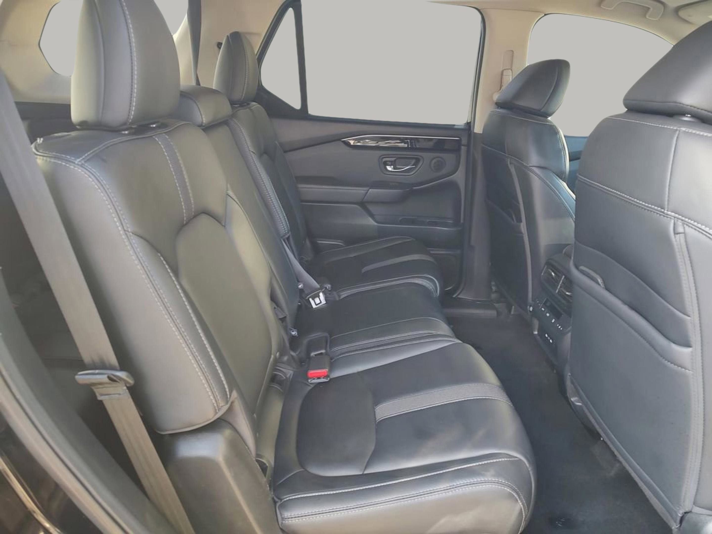 Used 2025 Black Honda EX-L image 30