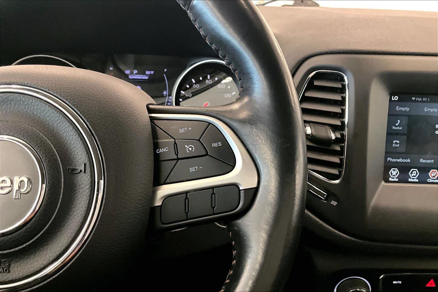 Used 2020 White Clearcoat Jeep Latitude image 21