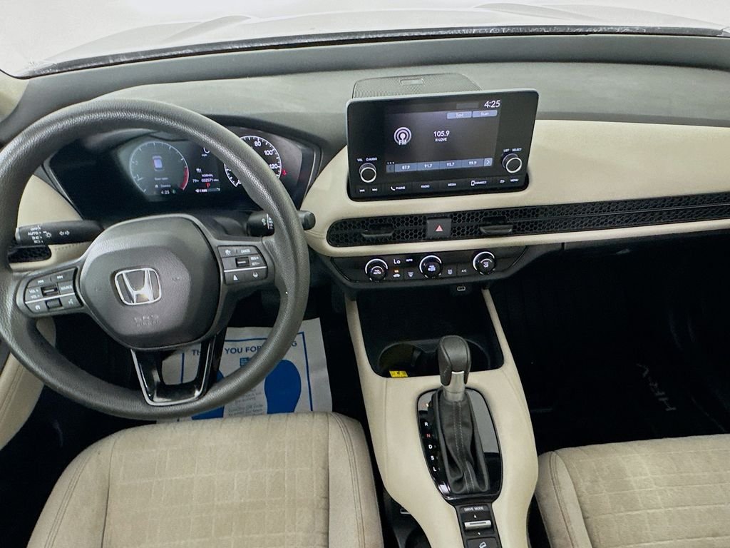 Used 2023 Silver Honda LX image 25