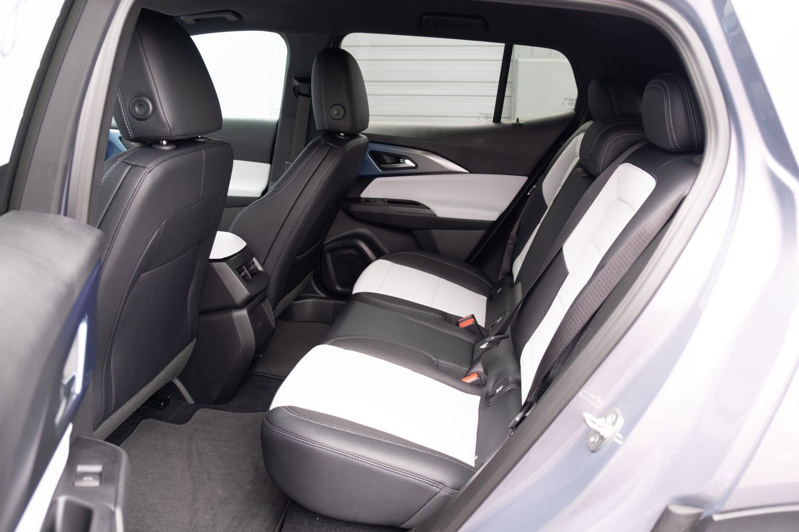 2026 Chevrolet Equinox EV 2LT - Photo 14