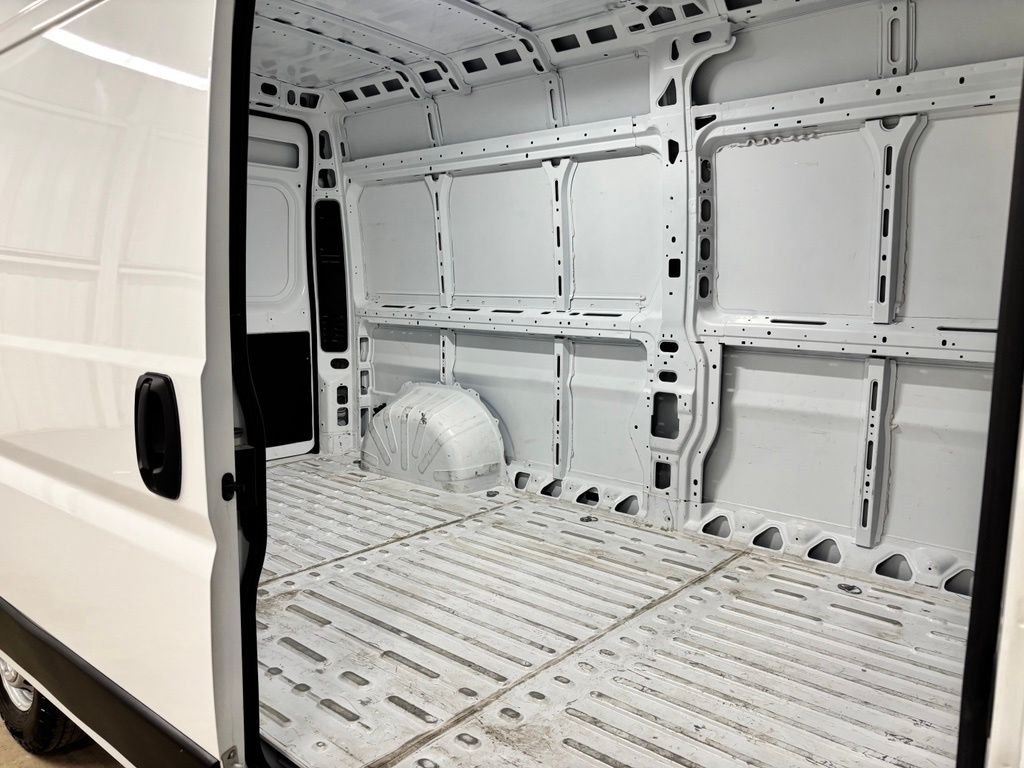 Used 2025 White Ram High Roof image 20