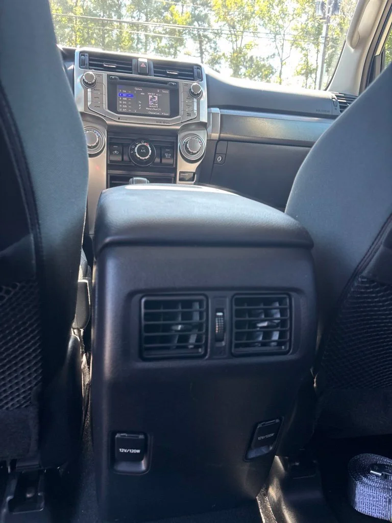 Used 2016 Silver Toyota SR5 image 20