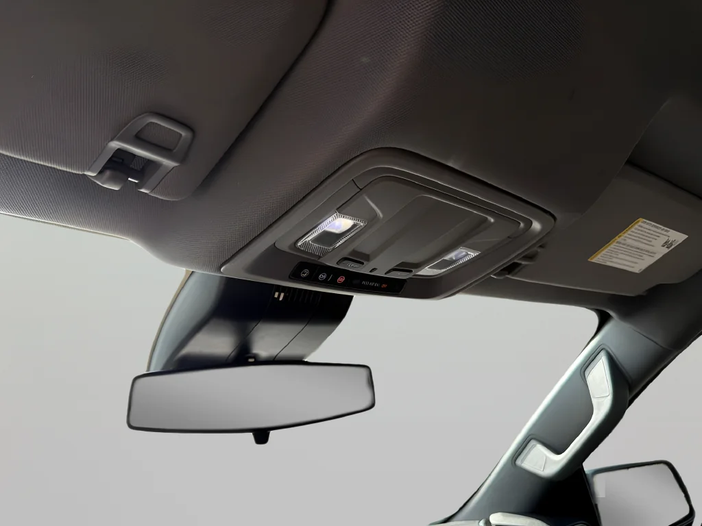 Used 2022 Gray Chevrolet LT image 27