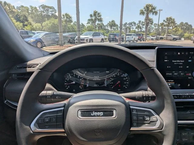 Used 2025 Silver Jeep Trailhawk image 28