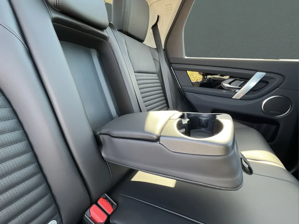 Used 2025 Blue Land Rover S image 24