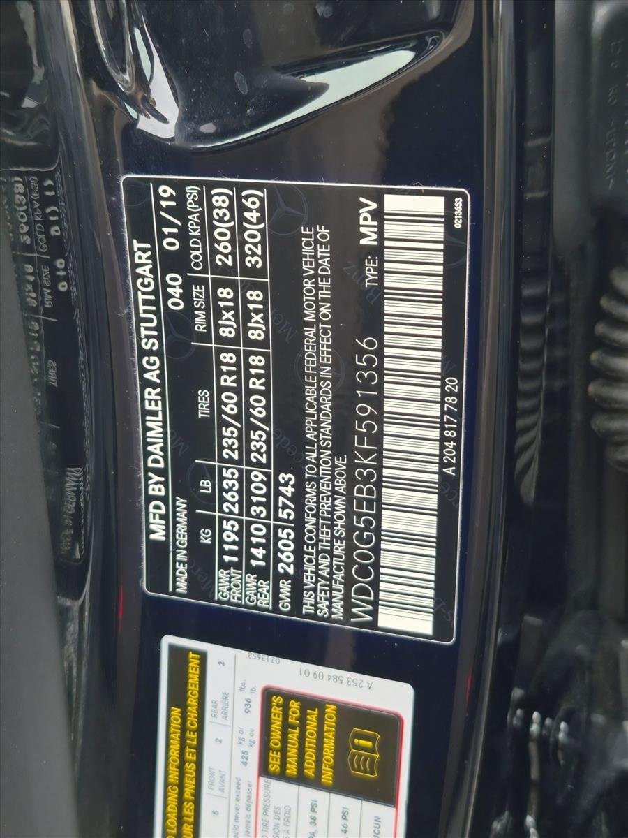 Used 2019 Black Mercedes-Benz GLC 350e image 24