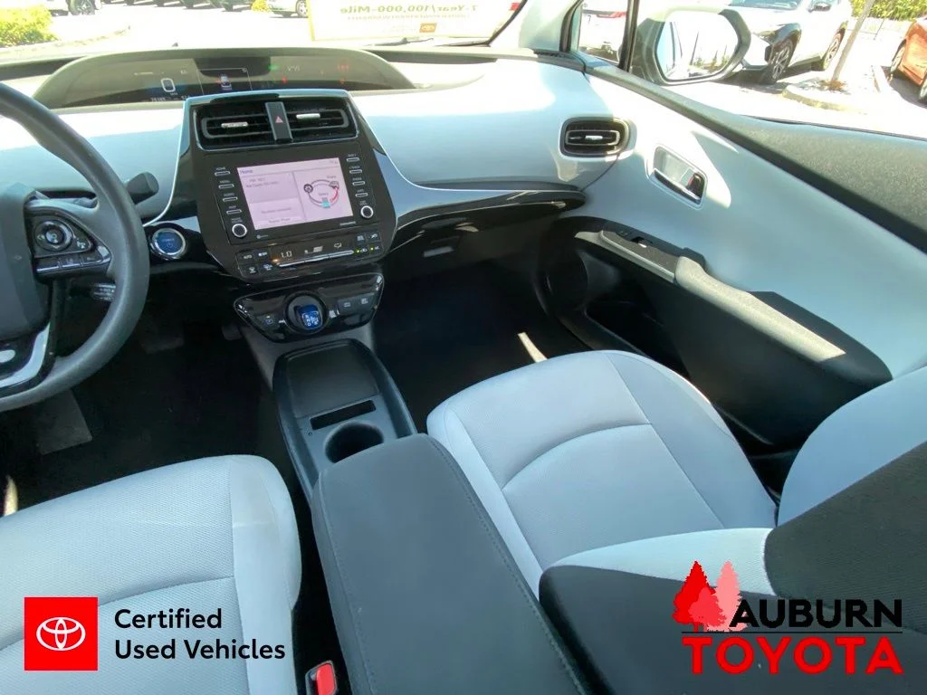 Certified Used 2022 Sea Glass Pearl Toyota L image 25