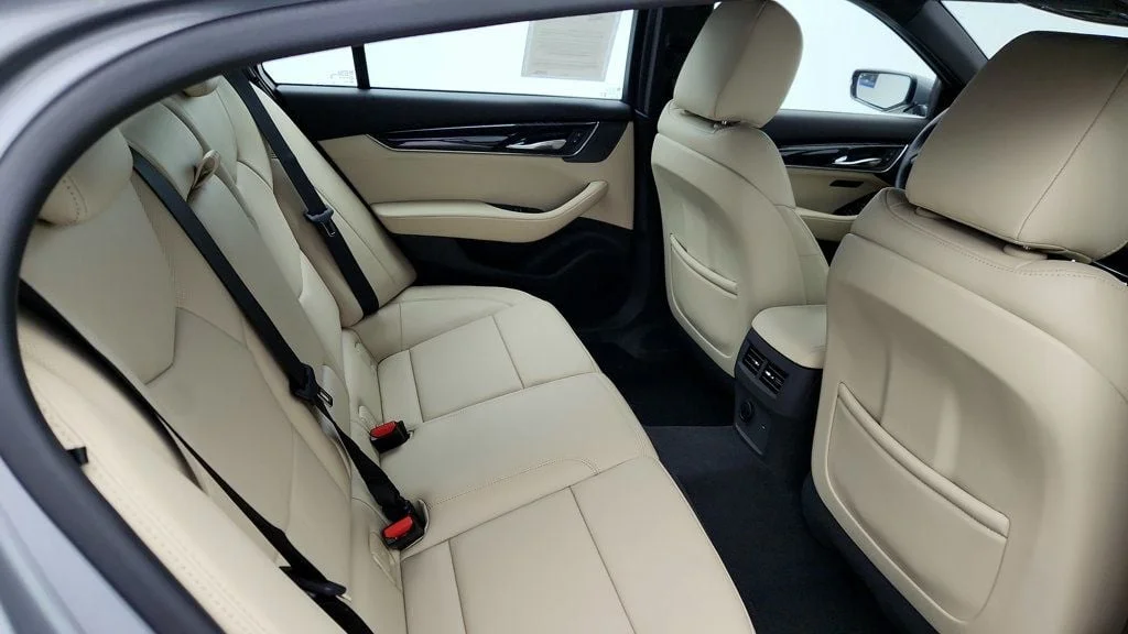 Used 2025 Argent Silver Metallic Cadillac 4dr Sedan Premium Luxury w/ Technology and Sun & Sound Packages image 26