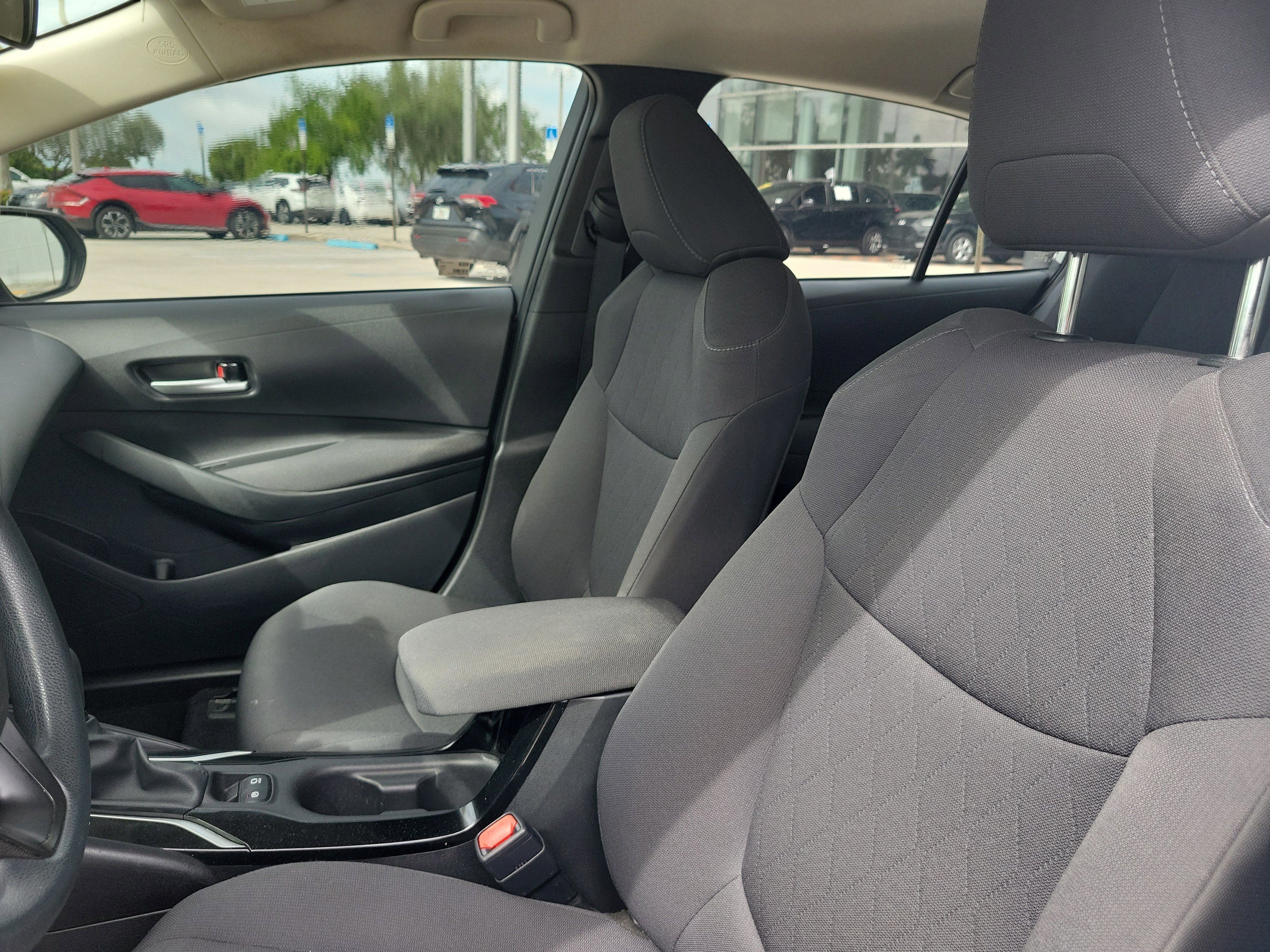 Used 2020 Classic Silver Metallic Toyota LE image 22