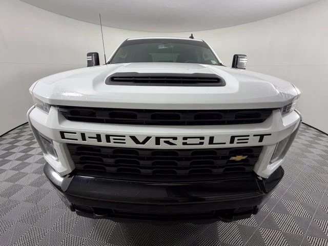 Certified Used 2021 Summit White Chevrolet Custom image 2