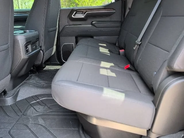 2026 Chevrolet Silverado 1500 LT - Photo 7
