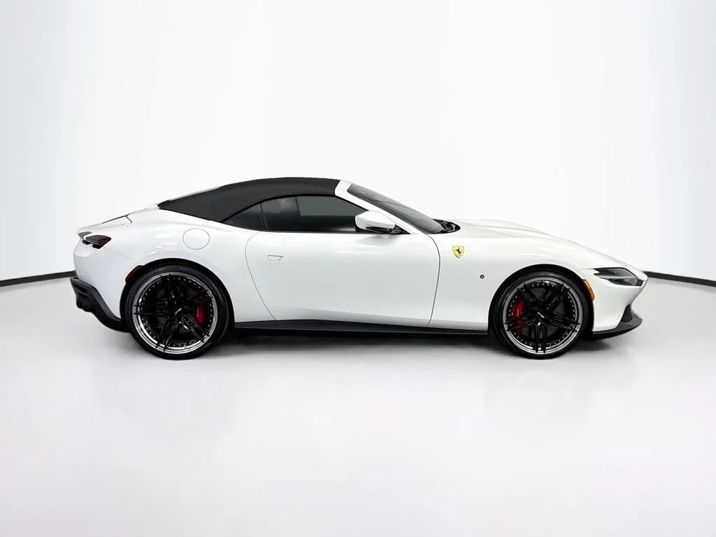Used 2025 Bianco Avus Ferrari Spider image 12