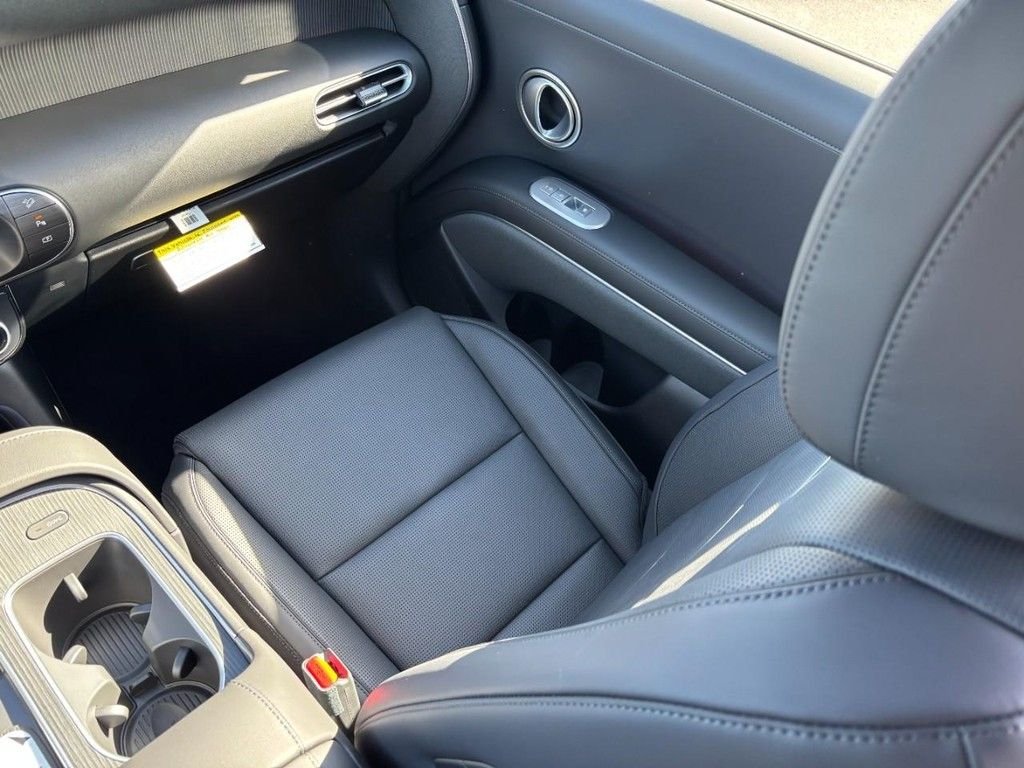 New 2026 Black Hyundai Calligraphy AWD image 32
