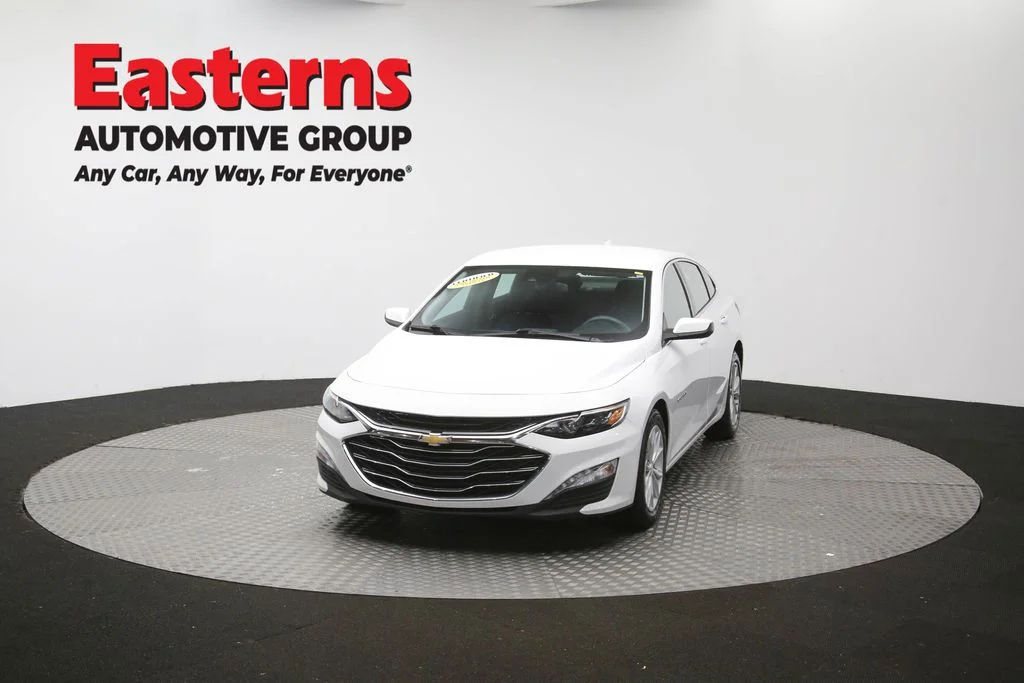 Used 2025 White Chevrolet LT image 56