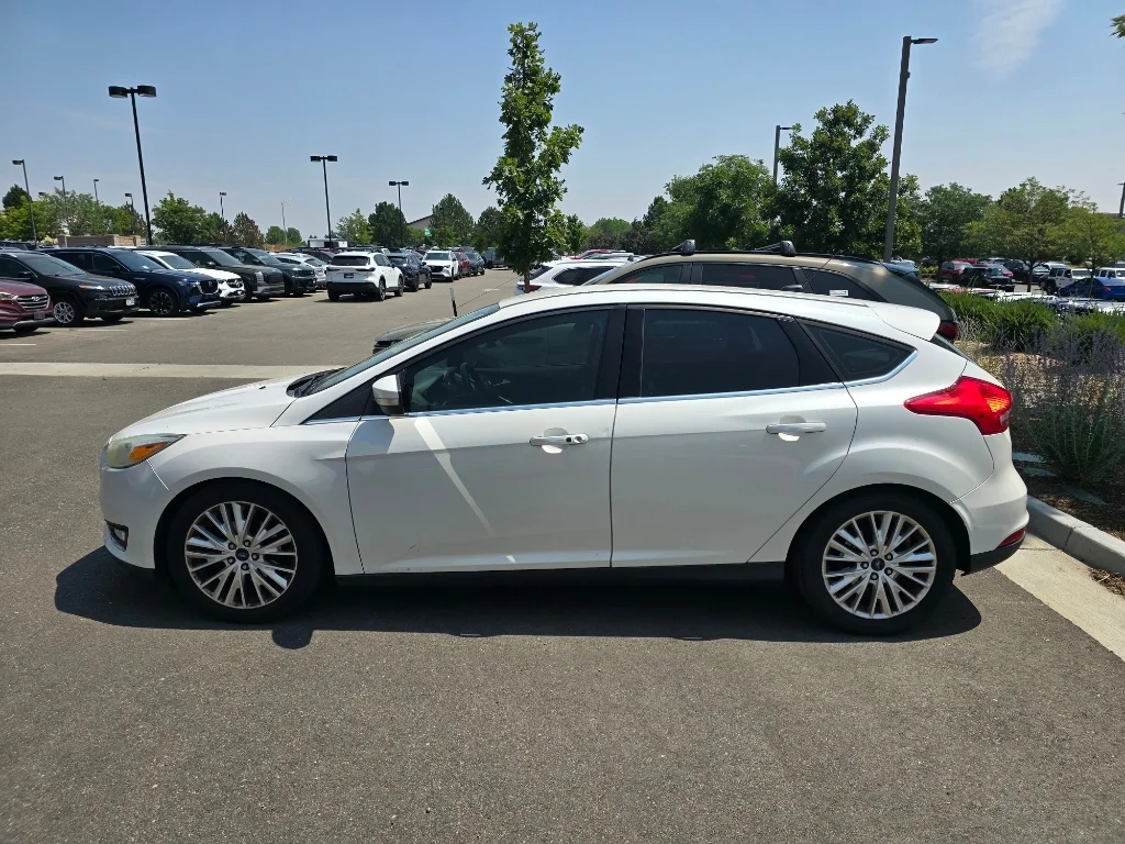 Used 2015 White Platinum Metallic Tri-Coat Ford Titanium image 13