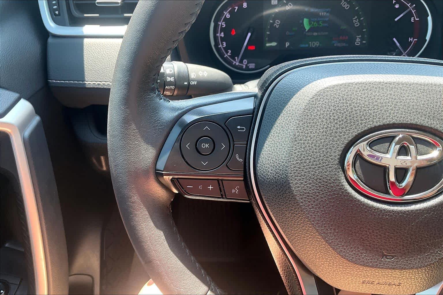 Used 2024 Magnetic Gray Metallic Toyota XLE Premium image 22