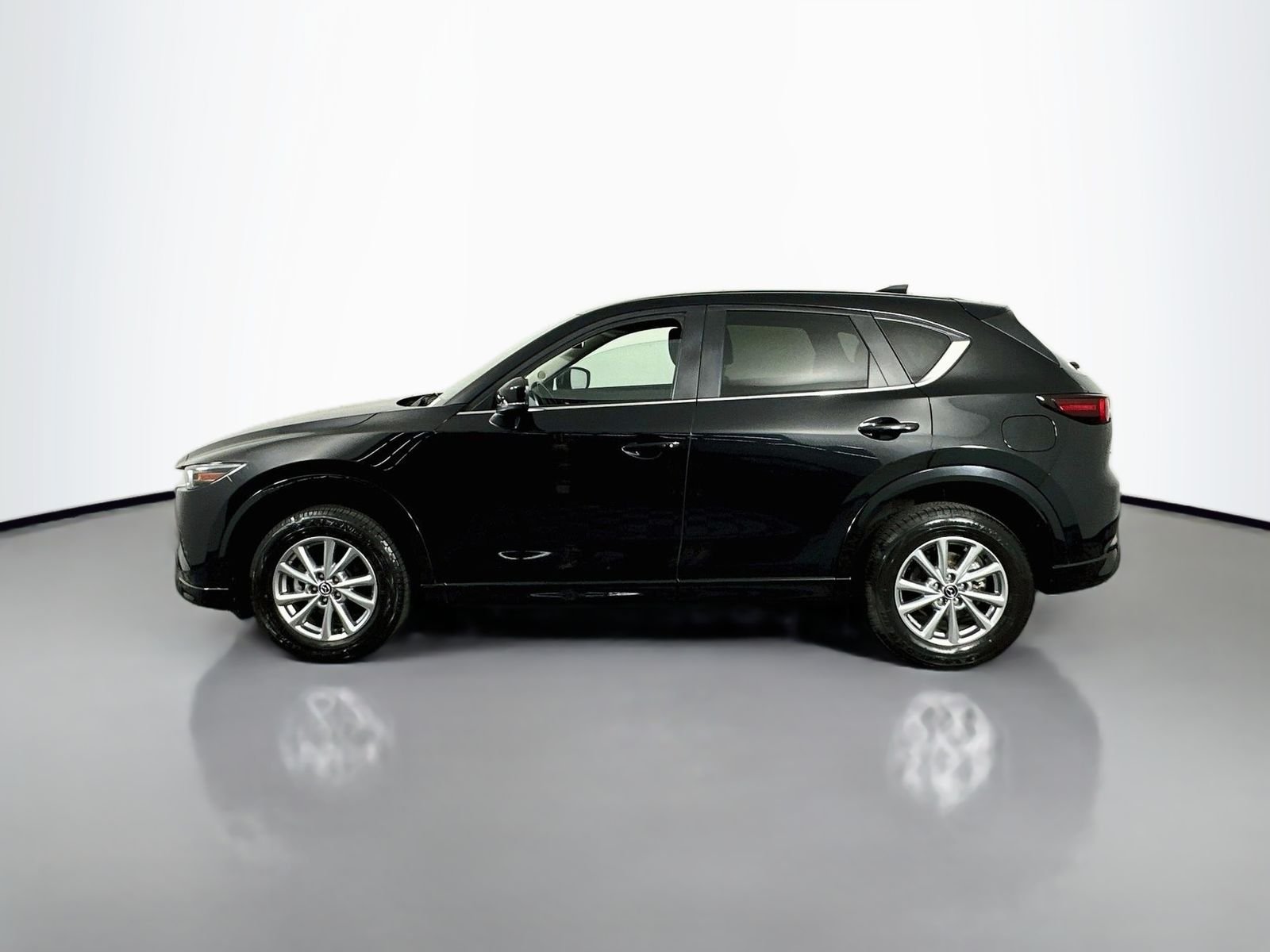 Certified Used 2024 Jet Black Mazda 2.5 S Select Package AWD 1-Owner with Heated Seats image 4