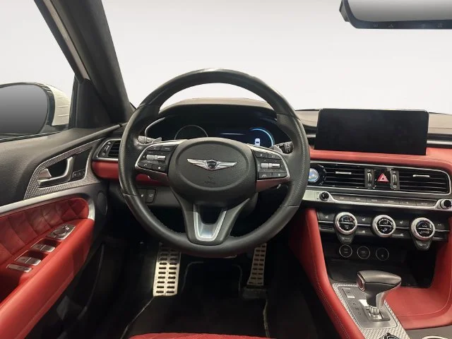 Used 2023 White Genesis 3.3T image 12