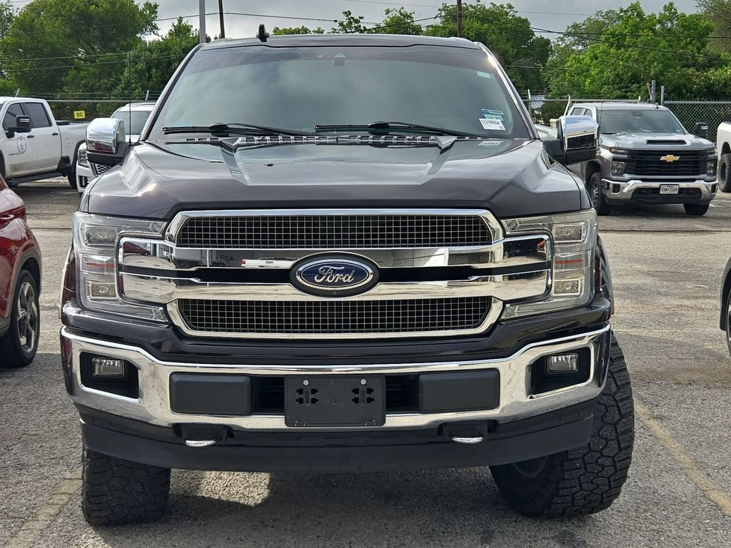 Used 2018 Red Ford King Ranch image 6