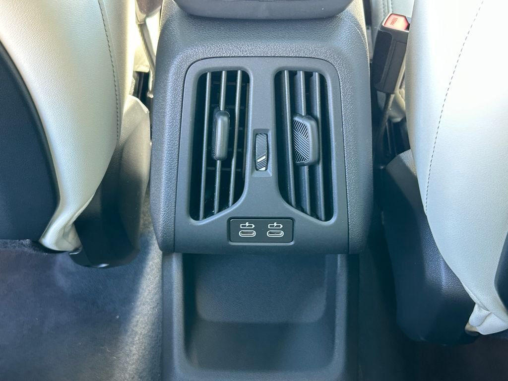 Used 2026 Storm Bay Metallic BMW xDrive28i image 33