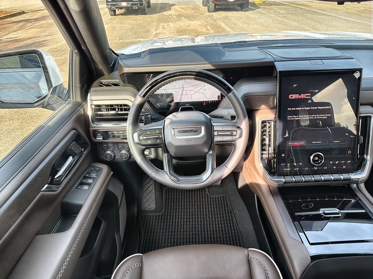 2026 GMC Yukon Denali Ultimate - Photo 10