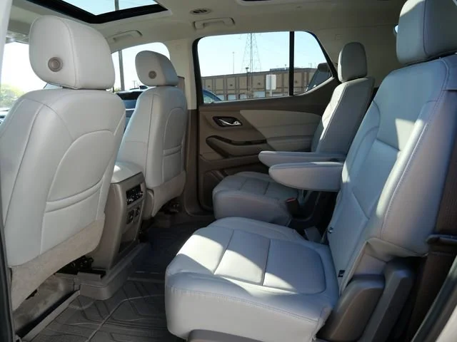 2021 Chevrolet Traverse Premier - Photo 14