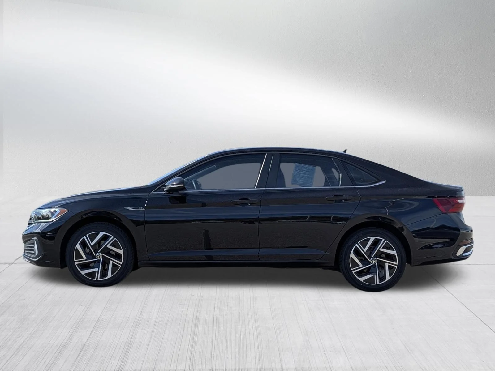 Certified Used 2023 DEEP BLACK PEARL EFFECT Volkswagen SEL image 4
