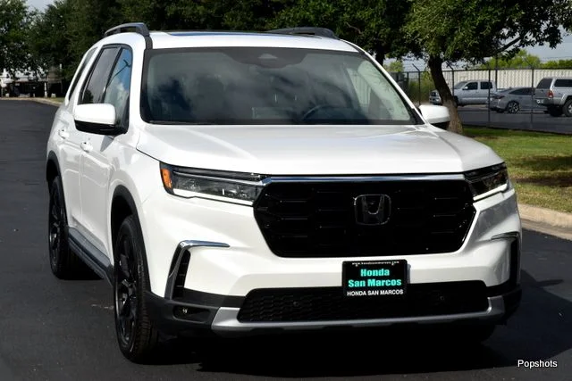 Certified Used 2025 Platinum White Pearl Honda AWD Touring w/HPD Wheels image 2
