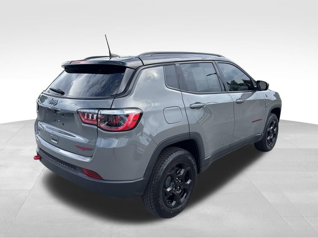 Used 2023 Gray Jeep Trailhawk image 5