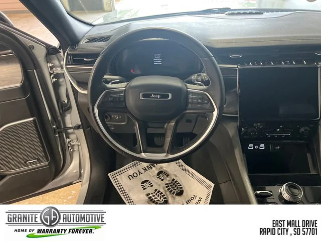 Used 2024 Silver Jeep 4xe image 22