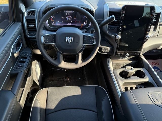 2025 RAM 3500 Laramie - Photo 14