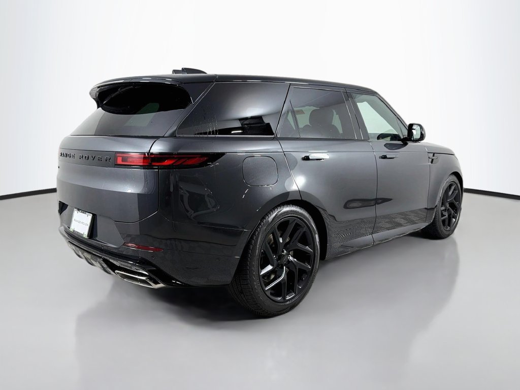 New 2027 Carpathian Grey Land Rover  image 5