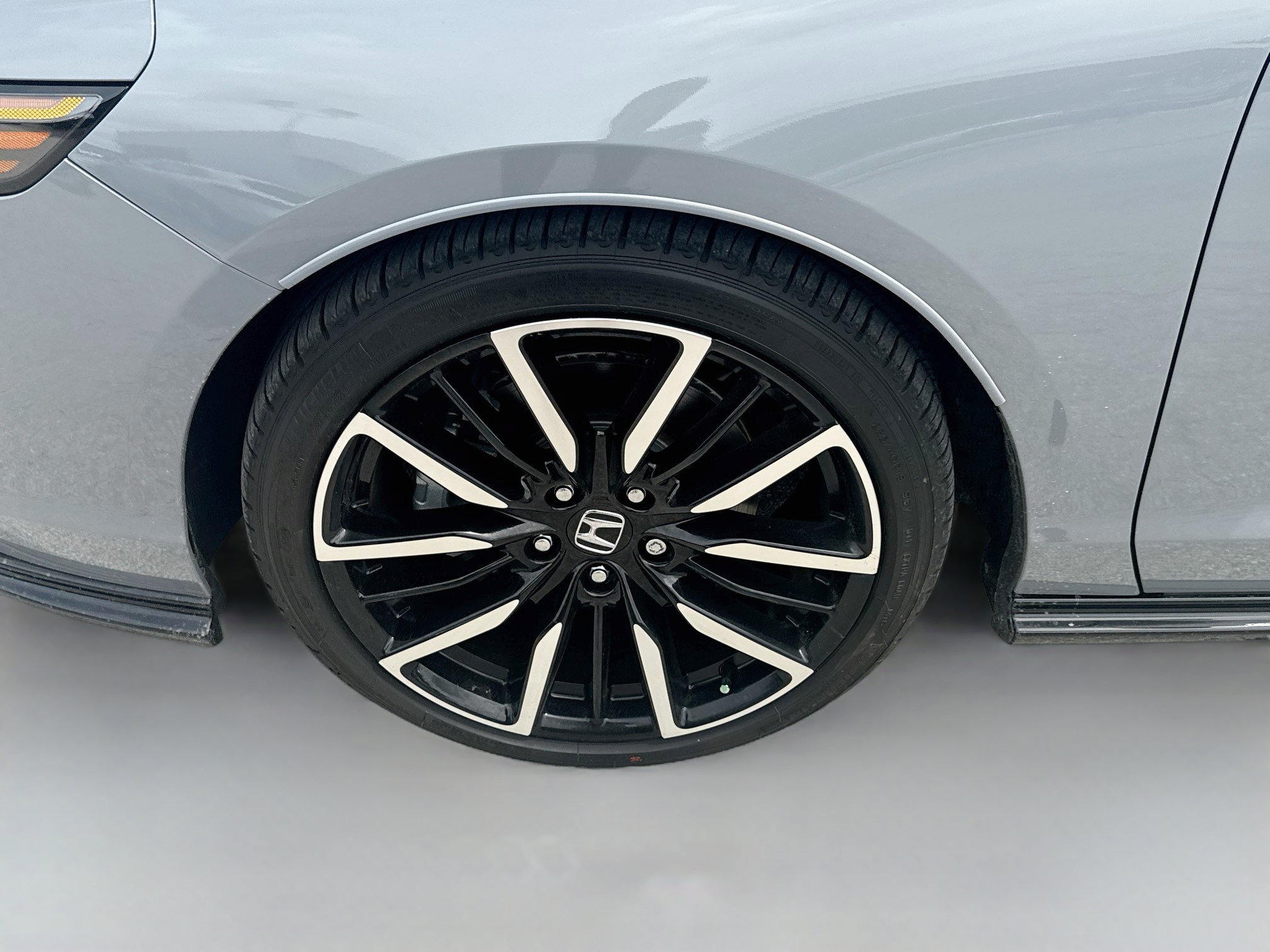 2023 Honda Accord Hybrid Touring - Photo 37