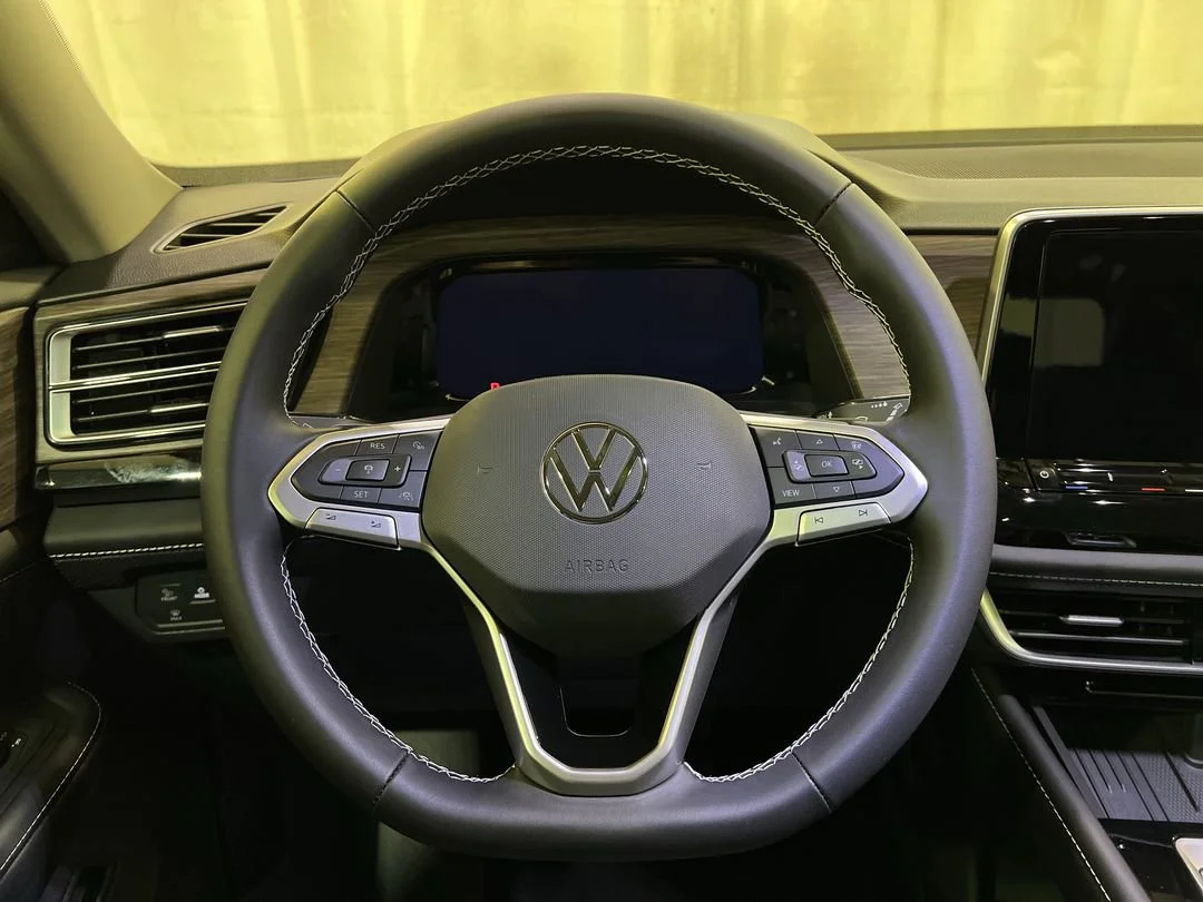 2026 Volkswagen Atlas SEL - Photo 16