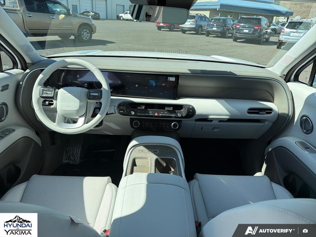 New 2026 Creamy White Pearl Hyundai SEL Premium AWD image 24