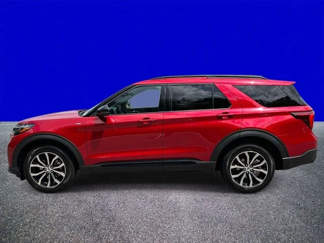 New 2026 Rapid Red Metallic Tinted Clearcoat Ford ST-Line image 6