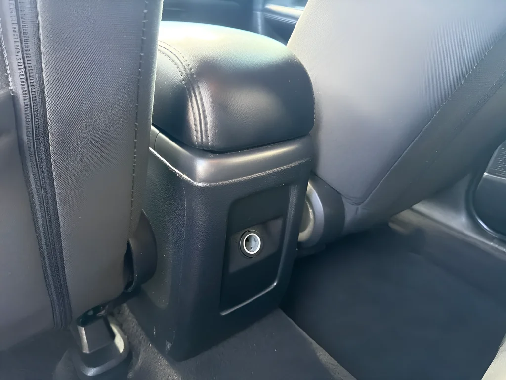 Used 2020 Red Dodge SE image 36