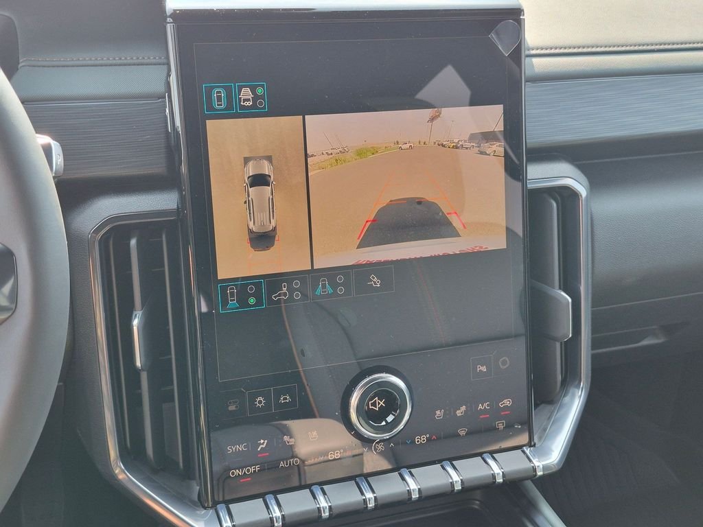 New 2026 Glacier White Tricoat GMC AWD AT4 image 14