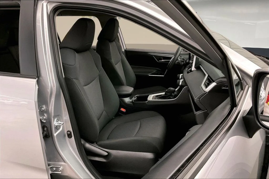 Used 2025 Silver Toyota XLE image 10