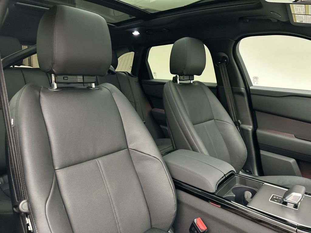New 2026 Fuji White Land Rover S image 6