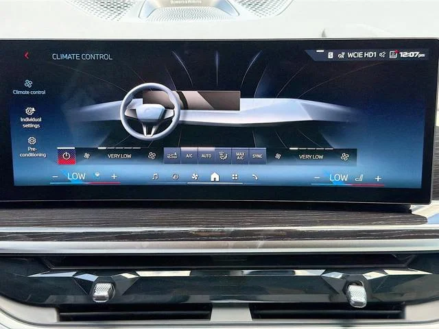New 2026 Carbon Black Metallic BMW M60i image 33
