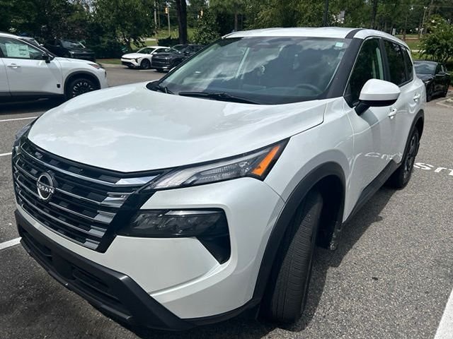 Used 2026 White Nissan SV image 7